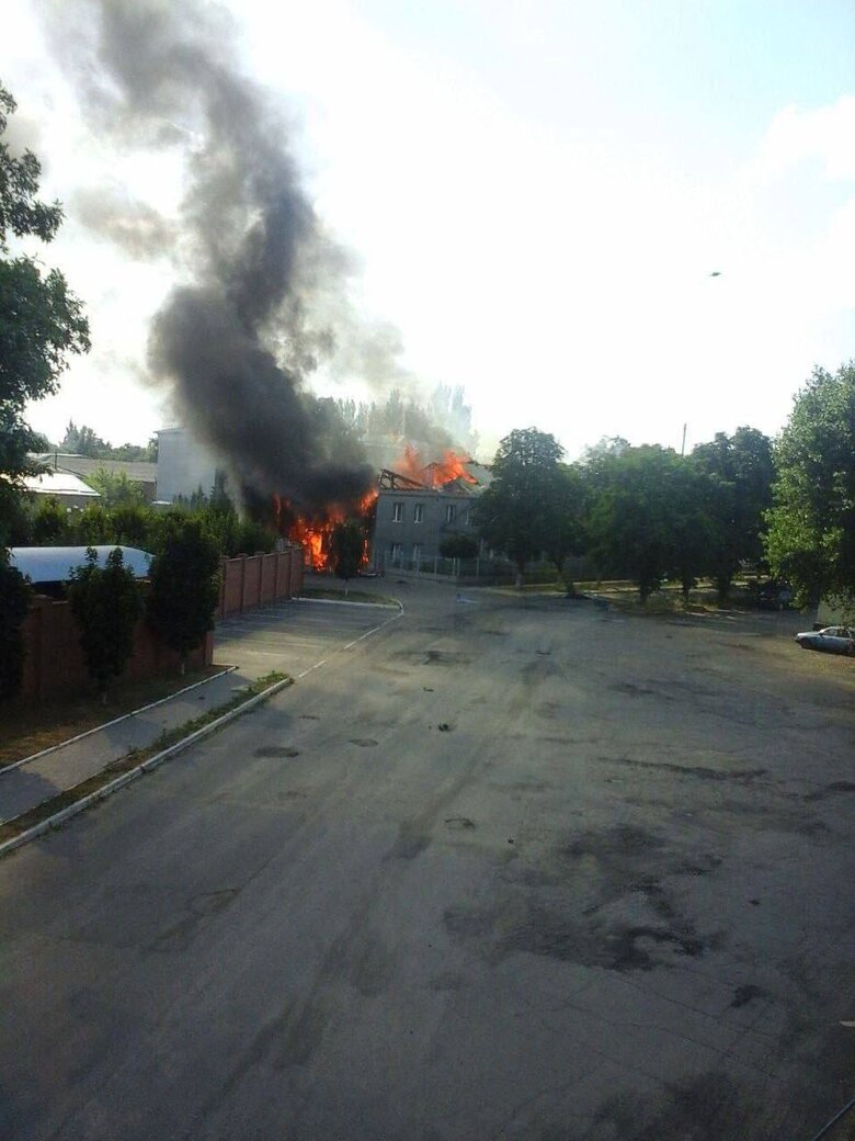 Armed Forces hit Rashist barracks in occupied Yasynuvatya 02
