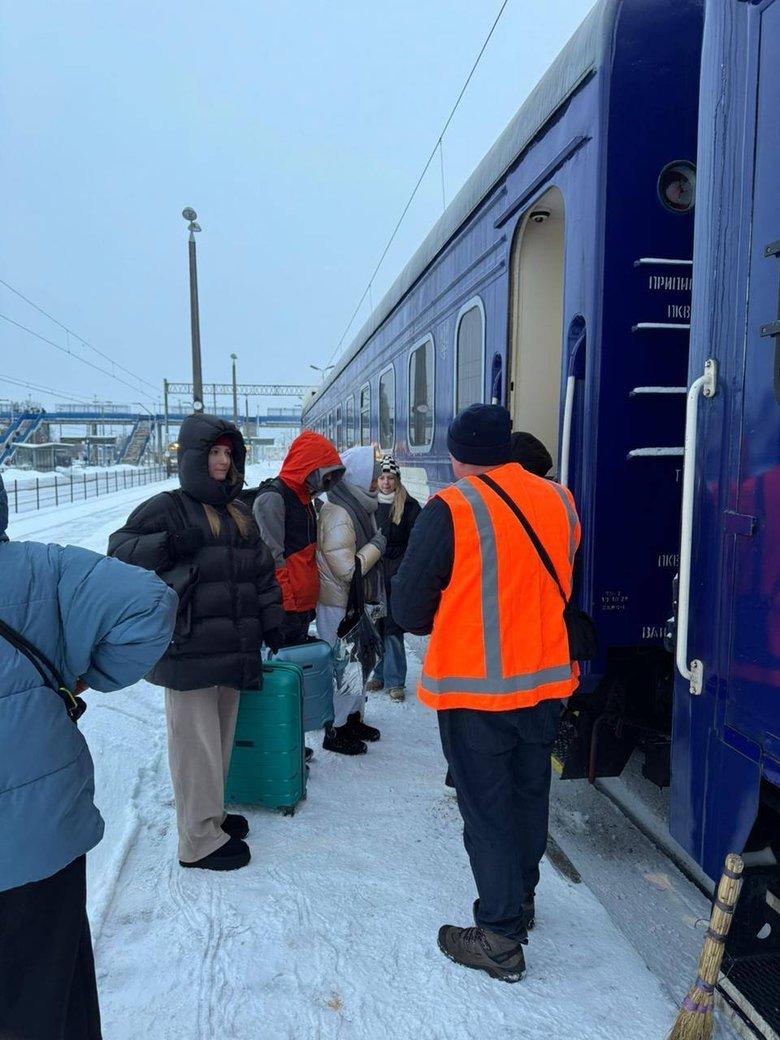 "Укрзалізниця" відкрила пункт незламності в Польщі