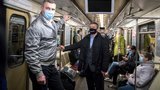 Кличко з ранку проїхався в метро: "Проведено всі необхідні заходи для безпечного перевезення пасажирів". ВІДЕО+ФОТОрепортаж