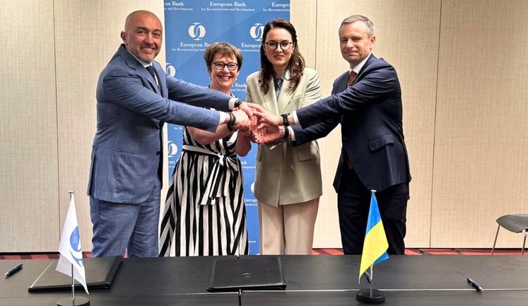 Україна підписала меморандум з ЄБРР про перезапуск фондового ринку
