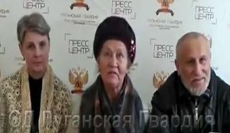 "Слава Богу, ушел диктатор. Пасечник поведет республику в Россию. Мы будем кланяться ему в ноги", - луганские любители "русского мира" о "перевороте" в "ЛНР". ВИДЕО