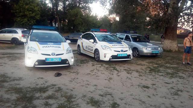 One person killed, child wounded in skirmish on Poltava beach 02
