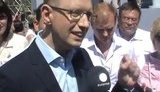 Яценюк показал пример украинской власти, как нужно говорить по-английски. ВИДЕО.