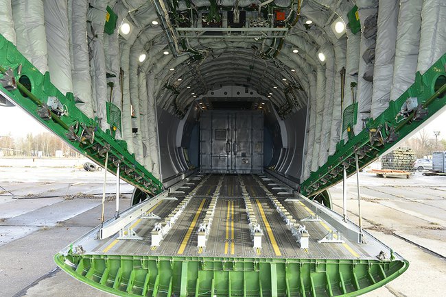 Самолет Ан-178 протестировали на грузовую выдержку 03