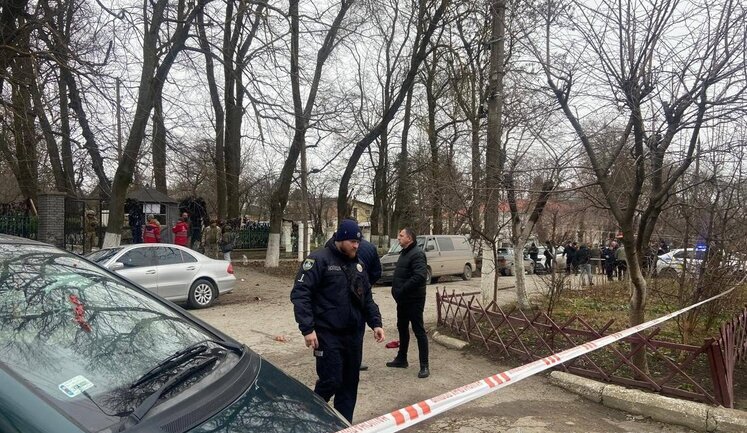 Person who carried out bomb attack near TCR in Kamianets-Podilskyi is dead - National Police