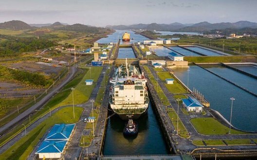 Наслідки війни в Ірані: вартість проходження Панамським каналом зросла майже в 10 разів, ‒ FT