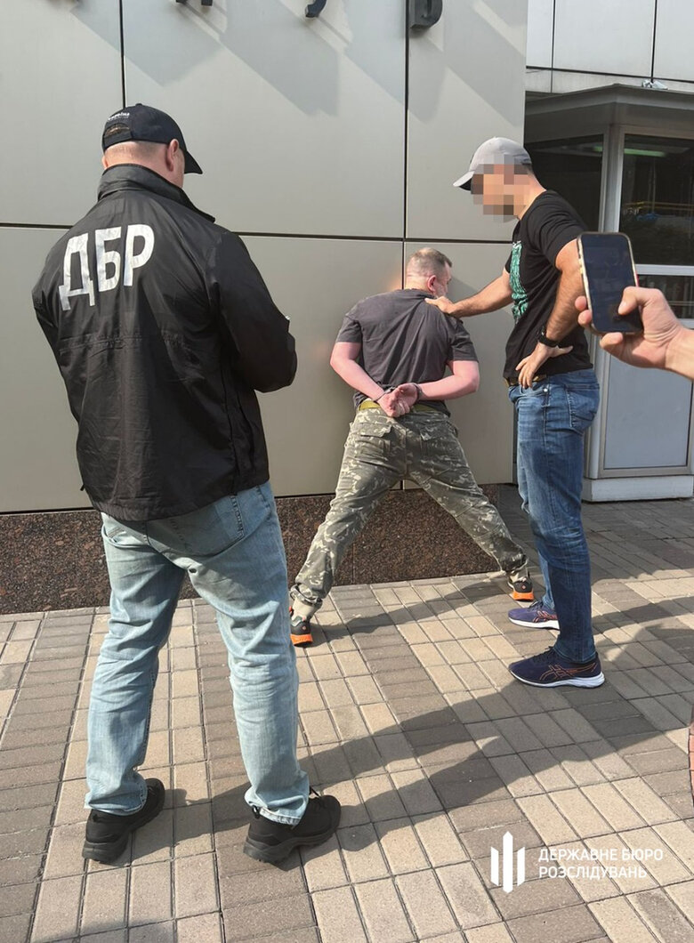 Затримано співробітника СБУ Кулініча, який працював на спецслужби РФ та передавав їм таємні дані, - ДБР 04