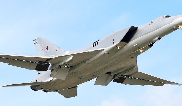 Tu-22M3 bomber crashes in Russia’s Irkutsk region: pilot killed. VIDEO