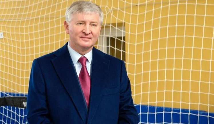 Ахметов вийшов із страхового бізнесу в Україні