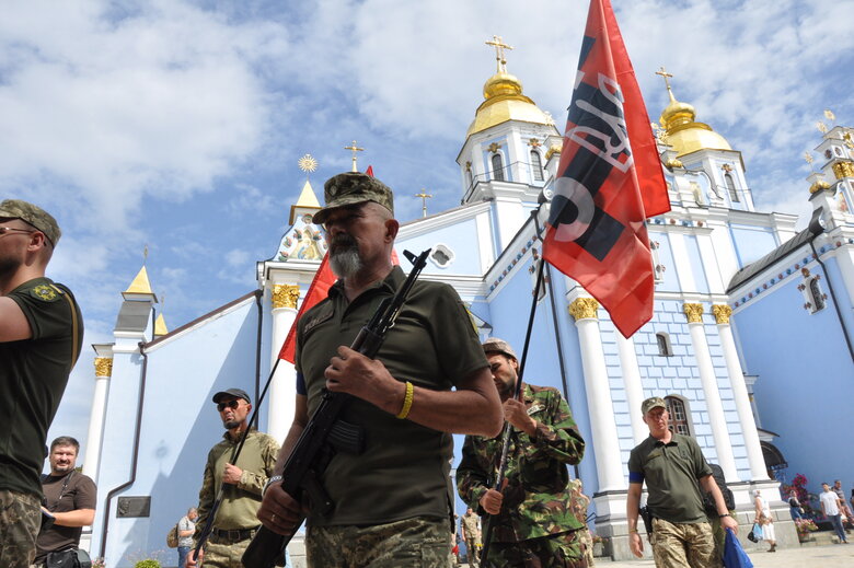 Із загиблим в бою з окупантами воїном Романом Барвінком (Скрипалем) попрощалися в Києві 23