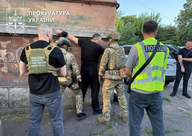 Повідомлено про підозру чотирьом військовим Маріупольського ТЦК