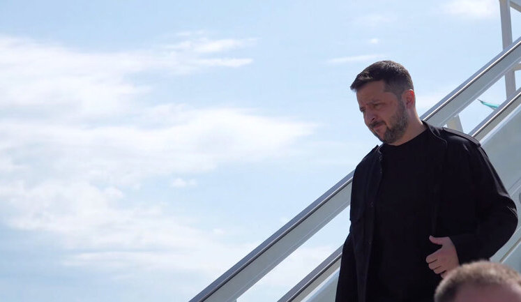 Зеленський прибув до Берліна. ВIДЕО