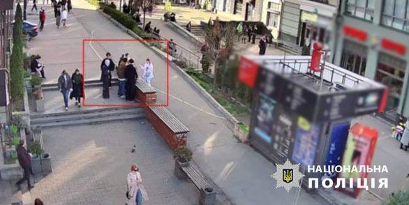 Підлітки слухали російську музику на столичному Подолі | Цензор.НЕТ