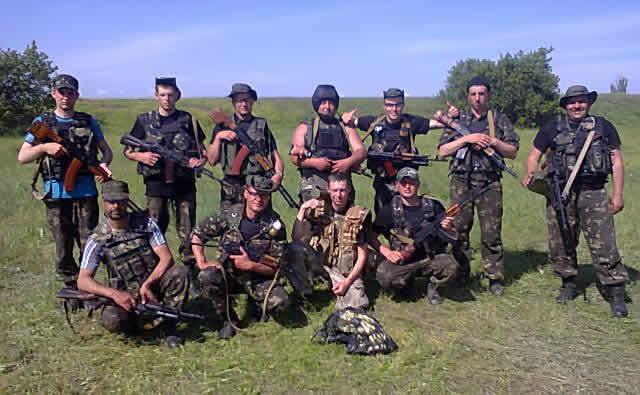 военнослужащие