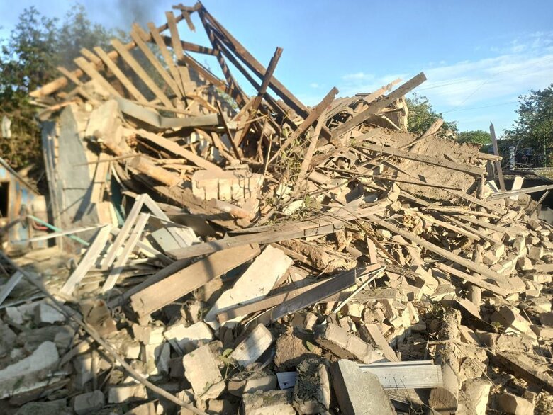 Дітей дістали з-під завалів на Дніпропетровщині