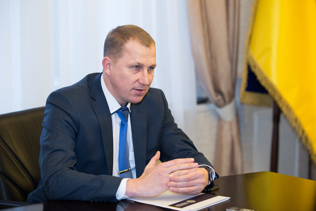 Первый замглавы Нацполиции Вячеслав Аброськин: Мы занимаемся выявлением ряда диверсионных групп. Некоторые из них имеют отношение к поставкам оружия 03