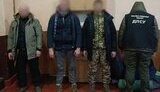 Прикордонники затримали трьох чоловіків, які намагались незаконно потрапити до Румунії