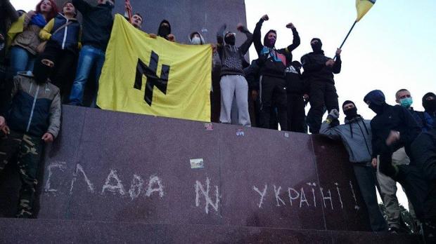 харьков памятник ленин
