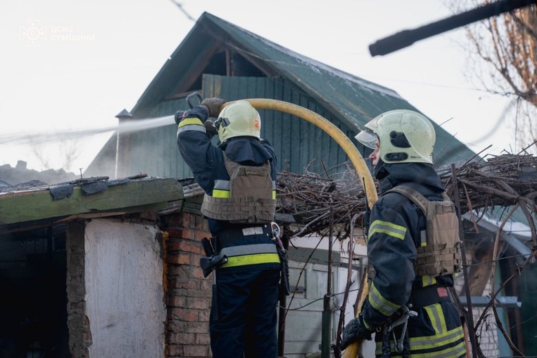 Обстрелы Сумщины: спасатели ликвидировали пожары в Сумах и Белополье