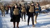 Зону ООС посетила делегация британских переговорщиков. ФОТОрепортаж