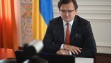 Кулеба призвал ЕС отключить Россию от SWIFT в случае дальнейшего обострения ситуации, - Reuters