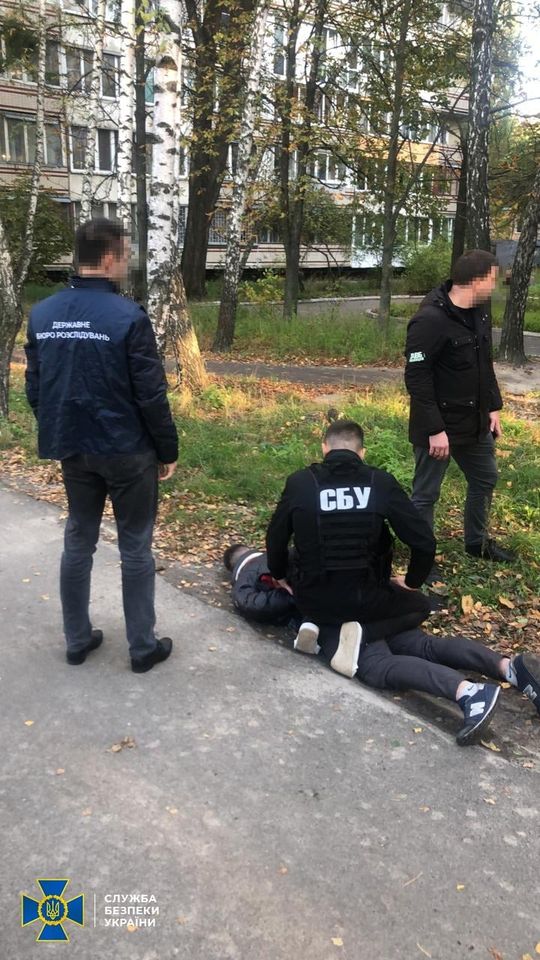 СБУ задержала на взятке в $4 тыс. следователя одного из отделений Нацполиции на Киевщине 04