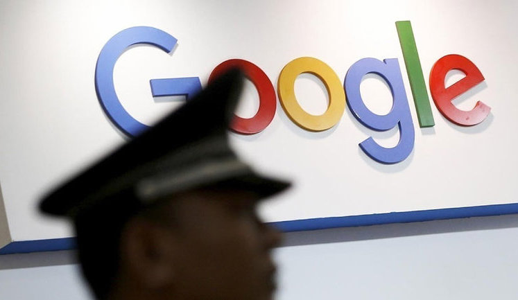 Apple и Google согласились выполнять требования властей России