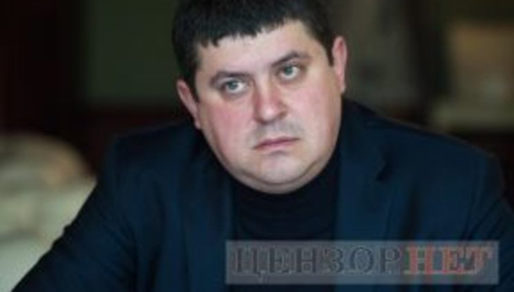 Глава фракции НФ Максим Бурбак: "Общаюсь с людьми на округе. Сказать, что нас не любят, – это еще мягко"
