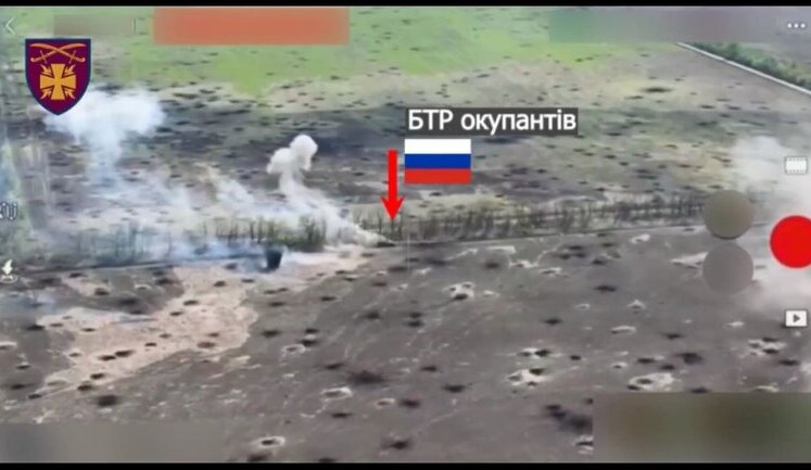 Танковий екіпаж 115 ОМБр прямим наведенням нищить російський БТР на Донеччині. ВIДЕО