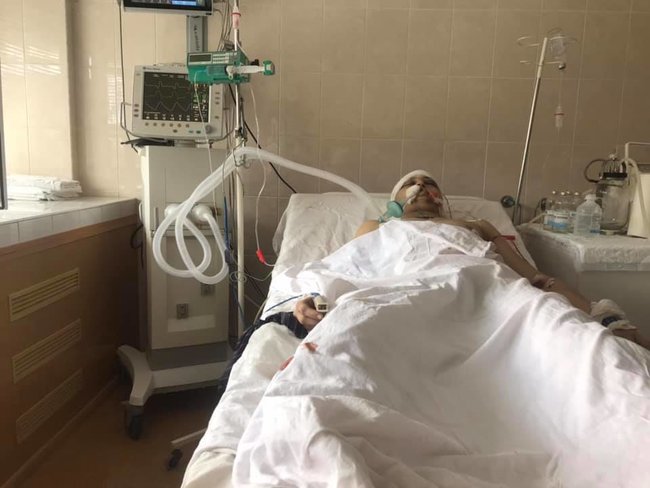 Парамедику-добровольцу Николаю Волкову требуется помощь - его тяжело ранили под Мариуполем 01