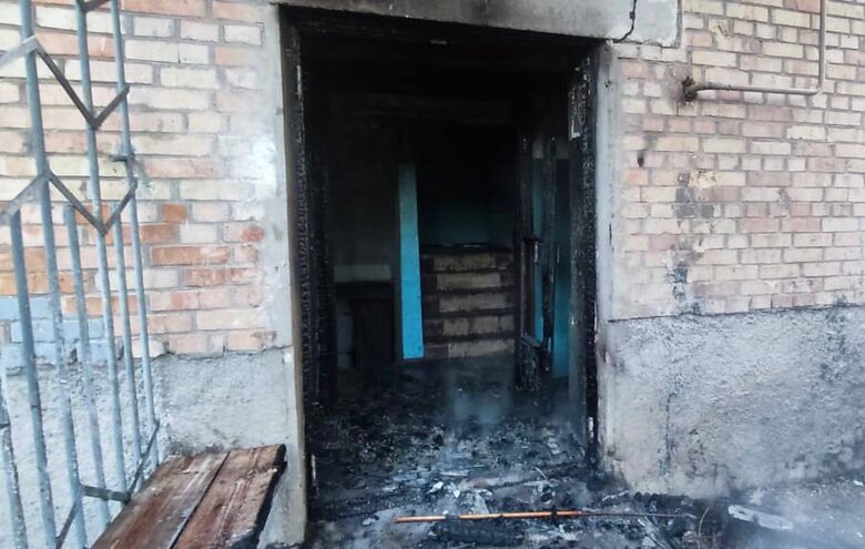 Оккупанты обстреляли Покровскую громаду на Днепропетровщине, повреждены многоэтажки, без пострадавших 01