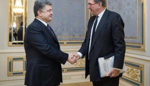 Порошенко обсудил с Генеральным секретарем IOSCO перспективы формирования рынка капитала в Украине. ФОТО