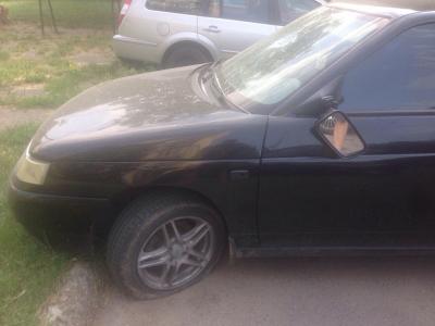 Прикордоннику на Закарпатті розбили автомобіль - контрабандисти намагаються залякати правоохоронців 01