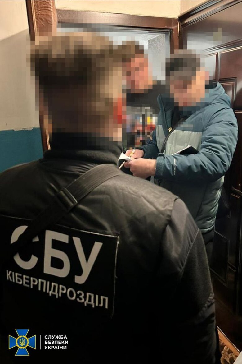 СБУ затримала 10 проросійських агітаторів, зокрема "експерта" з пулу Медведчука