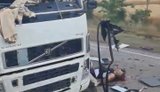 росіська фура поблизу окупованого Маріуполя