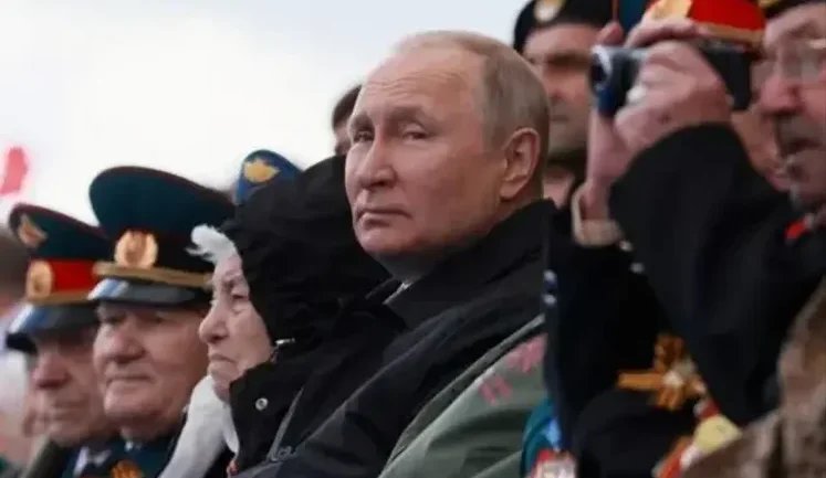Росія закладає $205 млрд на війну у 2027 році, скорочуючи фінансування медицини, освіти та соціальних програм, - СЗР