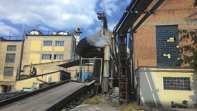 Податкова міліція проводить широкомасштабну спецоперацію: на 41 спиртзаводі відбуваються обшуки 01
