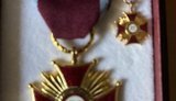 Фоглер повертає орден