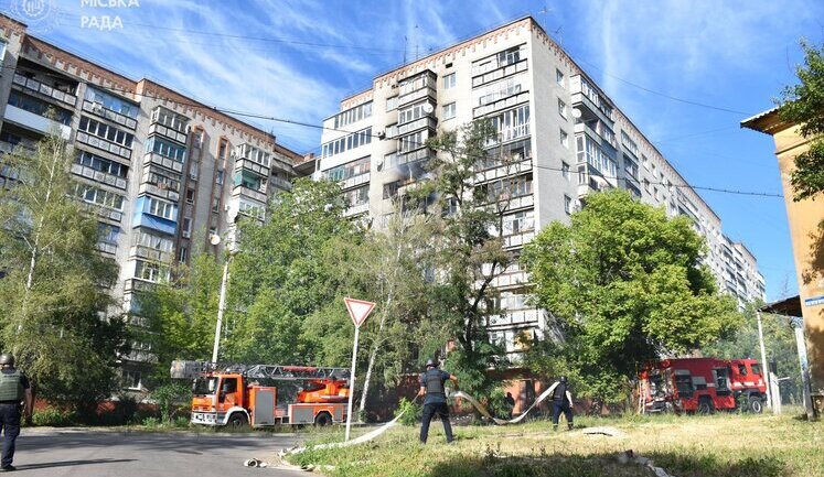 Краматорськ атакують ворожі БпЛА: під ударом промзона, критична інфраструктура та цивільні об’єкти, є постраждалі. ФОТОрепортаж (оновлено)