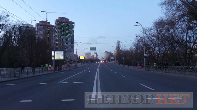 Марш украинских добровольцев проходит в Киеве 07