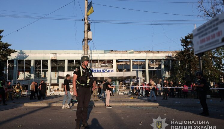 Удар РФ по Запоріжжю: кількість постраждалих зросла до 24