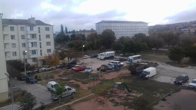 Russian occupants raiding Crimean Tatars homes in Bakhchysarai, - activist Smedliaiev 01