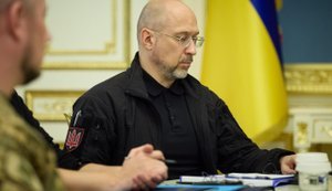 Зарплату військовим не підвищать у 2026 році: заява Шмигаля