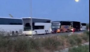 Queues at border with Romania: people are forced to endure the scorching sun and spend night under open sky. VIDEO