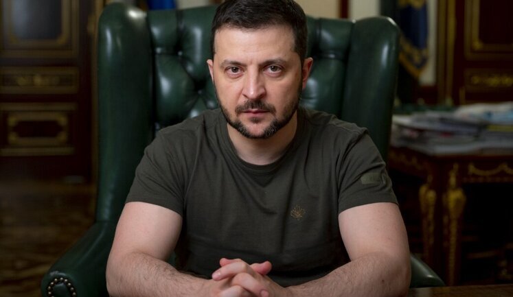 Говорили про формулу миру та допомогу в розмінуванні України, - Зеленський провів розмову із президентом Гватемали Джамматтеї