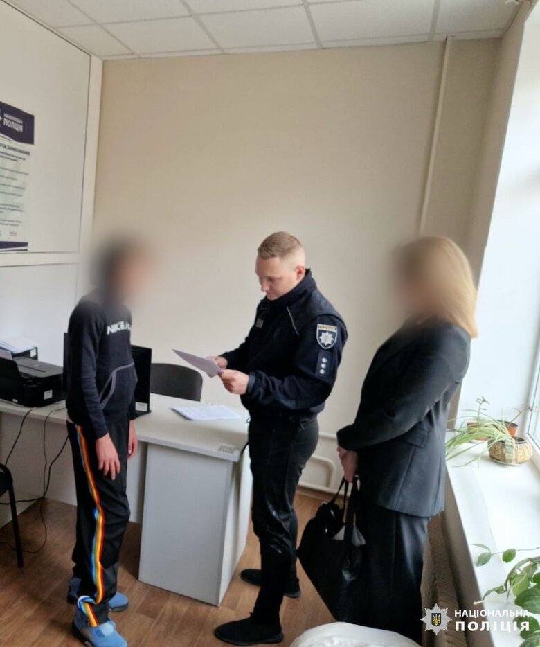 Харківські поліцейські затримали підлітків за спробу підпалу трансформаторної підстанції
