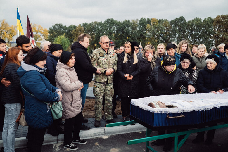 In Brovary, bid farewell to soldier Oleksandr Fatieiev, who died in battle against ruscists in Luhansk region, was held 18