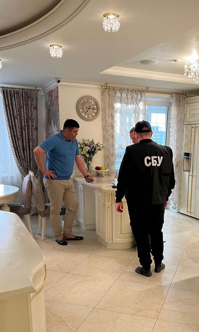 СБУ и БЭБ сообщили о подозрении Фирташу, - источники 01