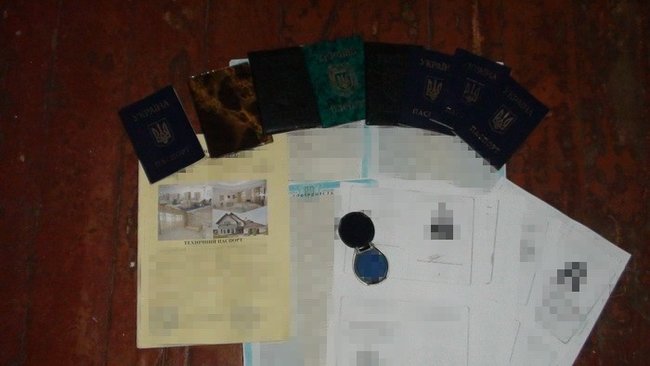СБУ припинила діяльність чорних ріелторів у Запоріжжі 03