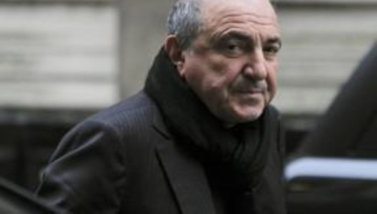 Березовский покончил жизнь самоубийством из-за долгов, - адвокат. ВИДЕО (обновлено)